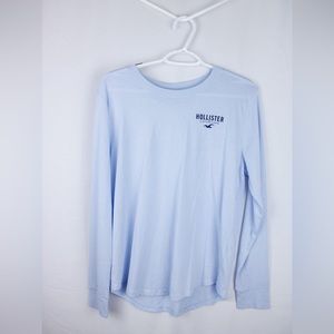 NWOT Hollister light blue long sleeve shirt. Never worn. Size small